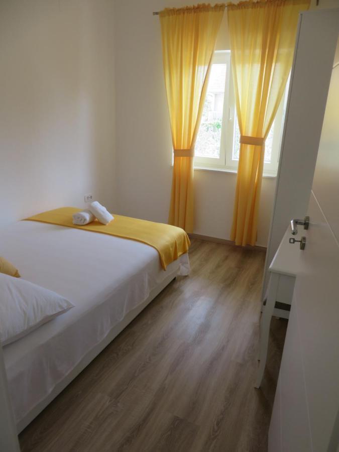 ביוגראד נה מורו M&L Holliday Home מראה חיצוני תמונה