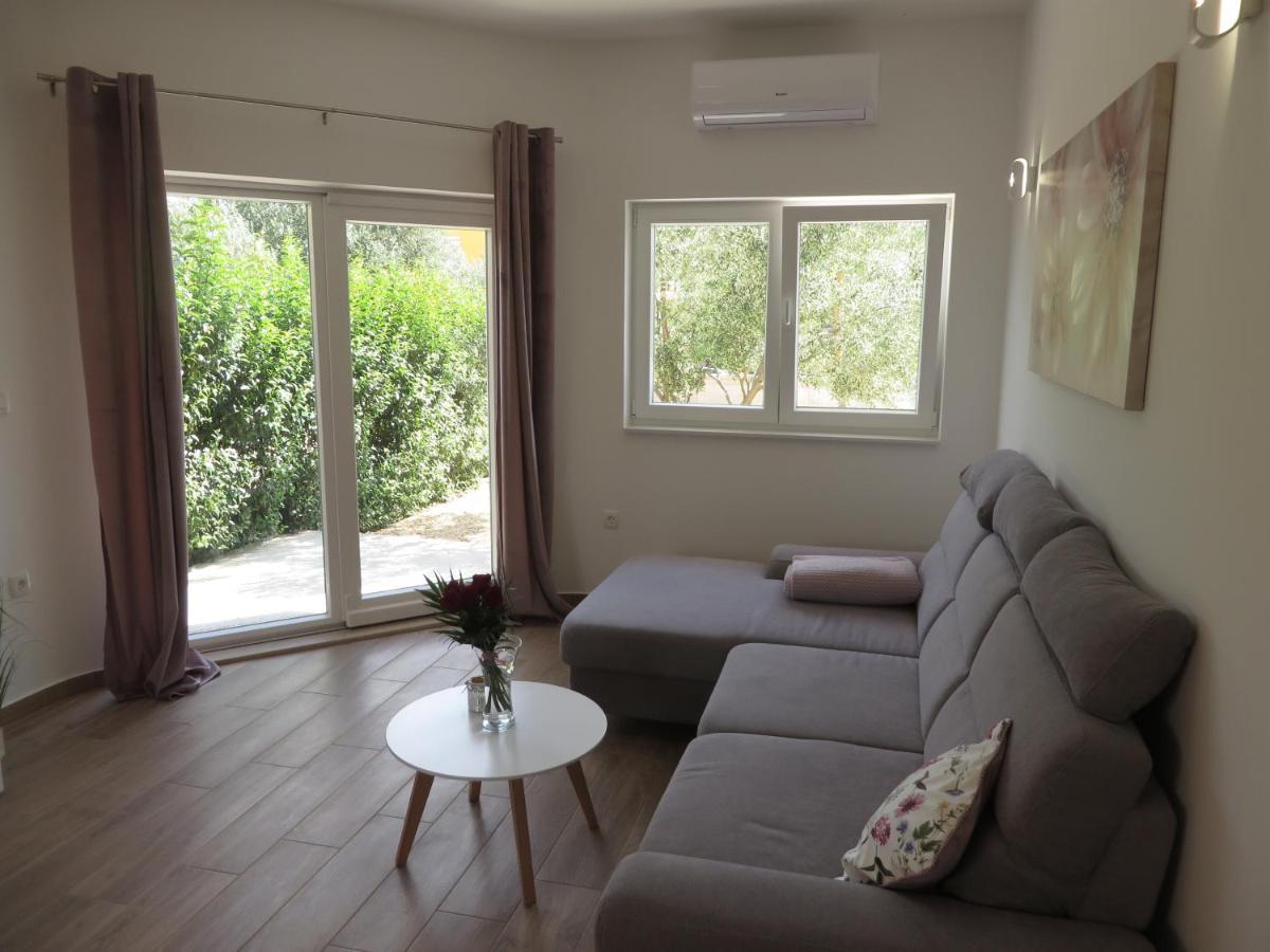 ביוגראד נה מורו M&L Holliday Home מראה חיצוני תמונה