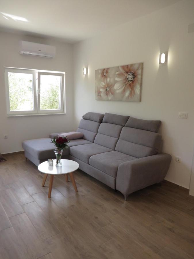 ביוגראד נה מורו M&L Holliday Home מראה חיצוני תמונה